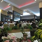 酒店 Berksoy
